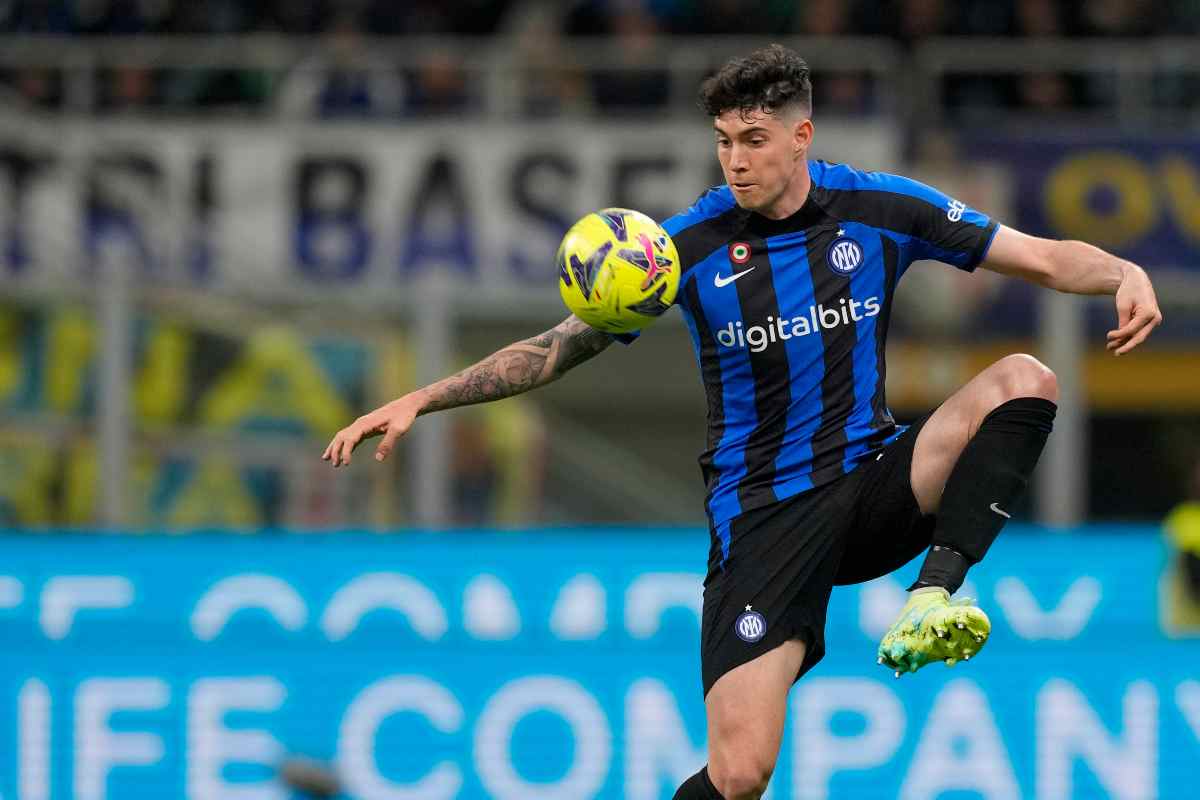 Bastoni gela l'Inter