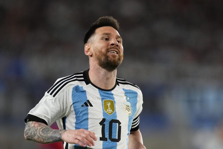 Leo Messi rinnovo addio PSG