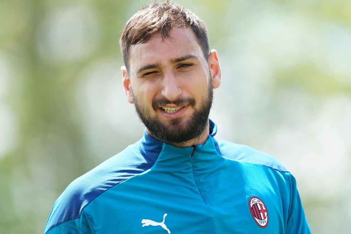 Donnarumma annuncio portiere